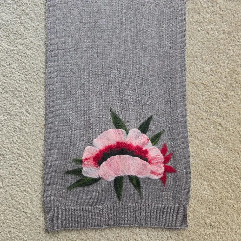 NWOT J. Jill Knit Scarf with Needle Felted Wool Flowers